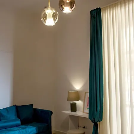 Eco Dei Decumani نابولي